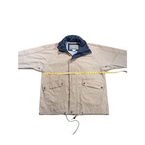 Vintage Glll canvas W/100% leather trim mid length all weather jacket. In great